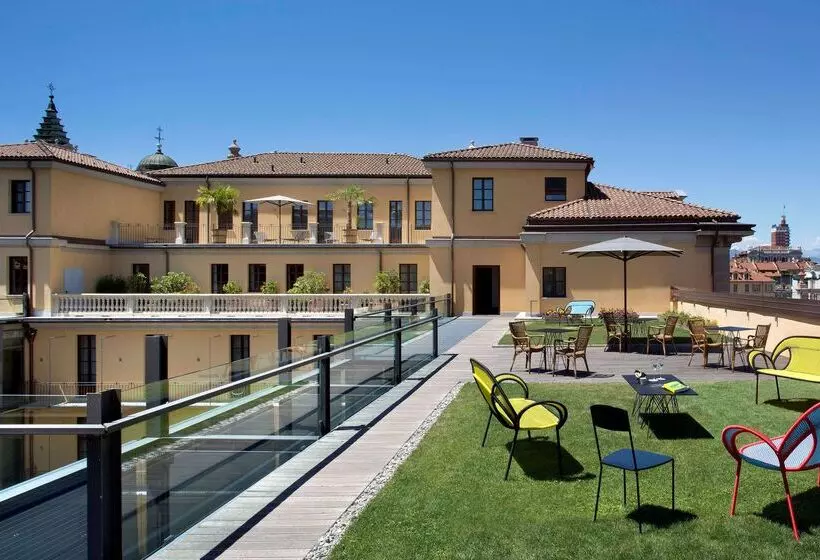 فندق NH Collection Torino Piazza Carlina