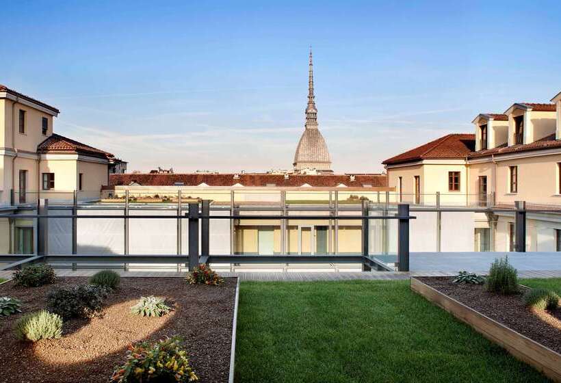 هتل NH Collection Torino Piazza Carlina