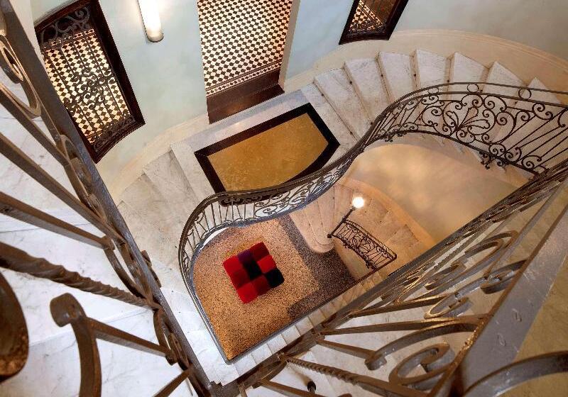 هتل NH Collection Torino Piazza Carlina