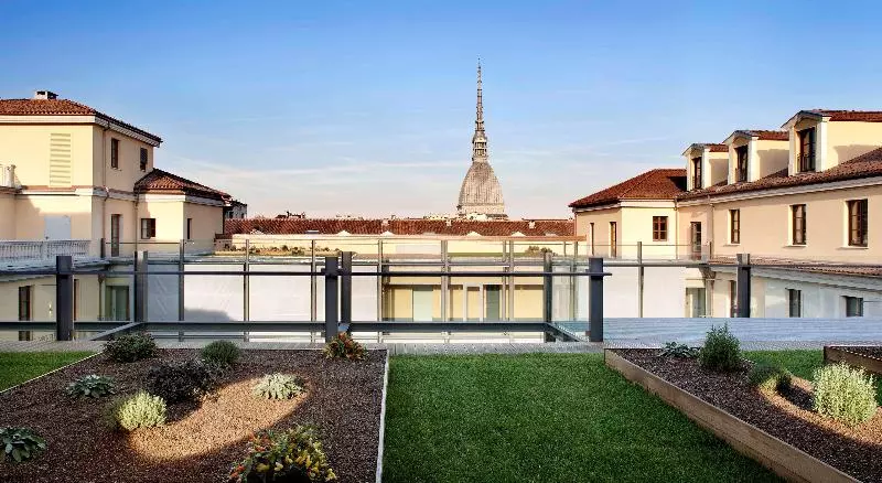 فندق NH Collection Torino Piazza Carlina