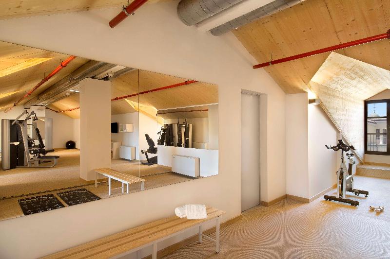 هتل NH Collection Torino Piazza Carlina