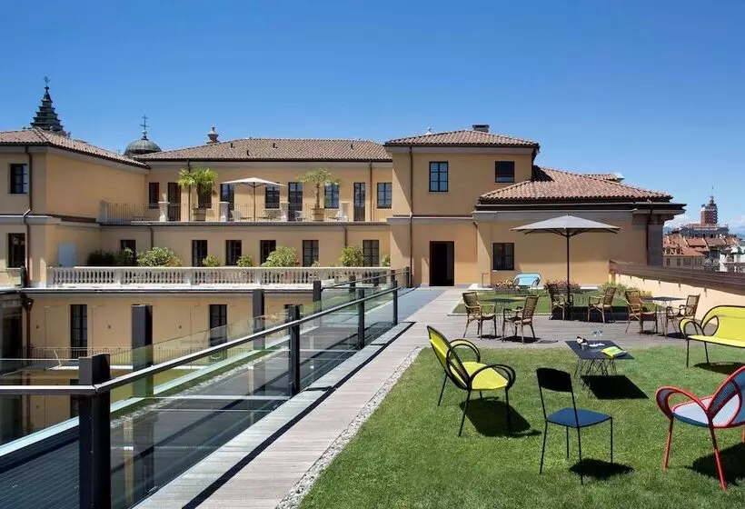 فندق NH Collection Torino Piazza Carlina