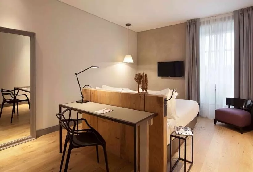 فندق NH Collection Torino Piazza Carlina