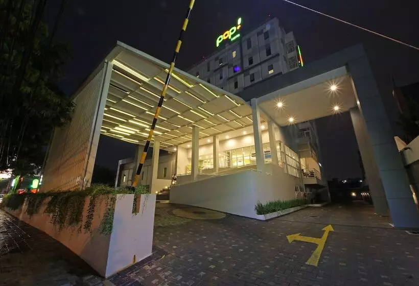 Pop! Hotel Kemang Jakarta
