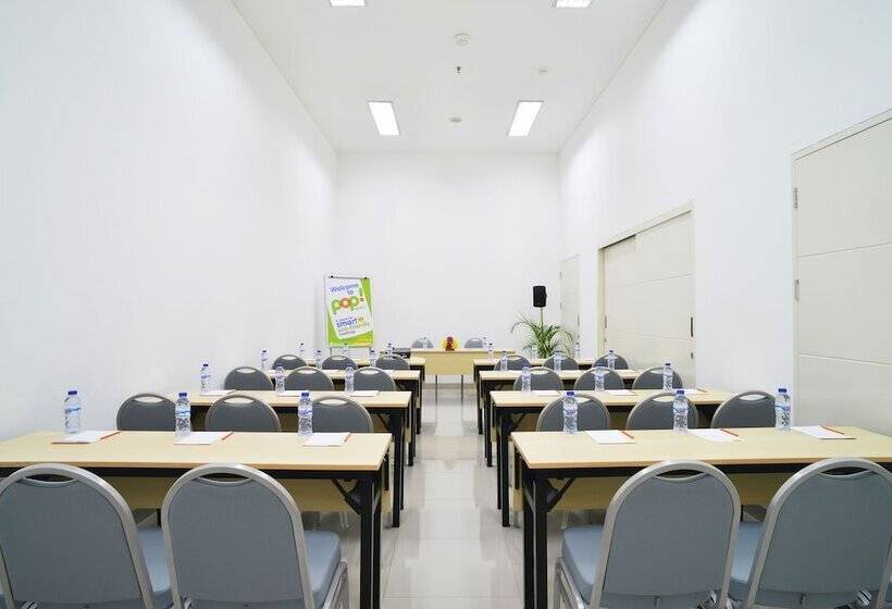 Pop! Hotel Kemang Jakarta