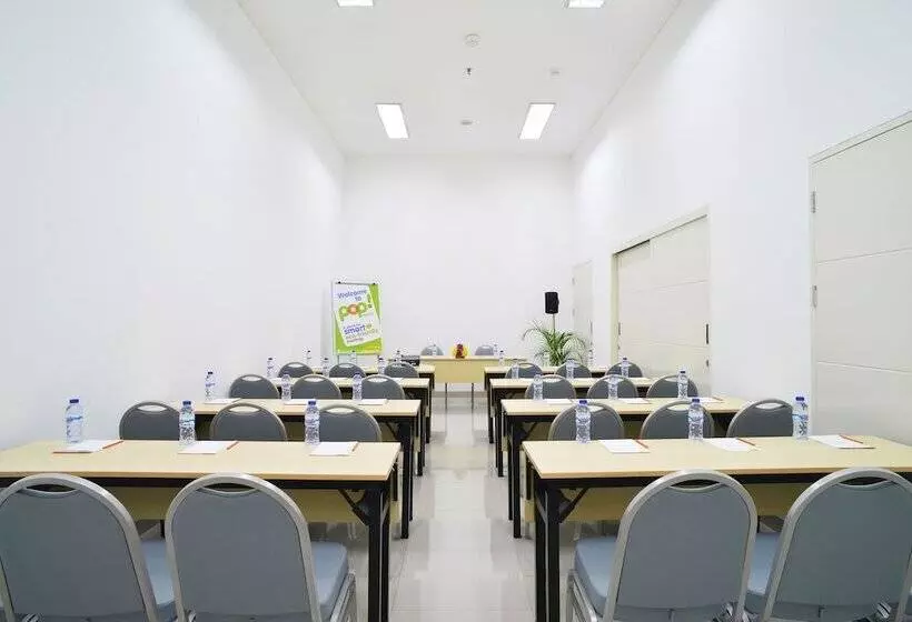 Pop! Hotel Kemang Jakarta