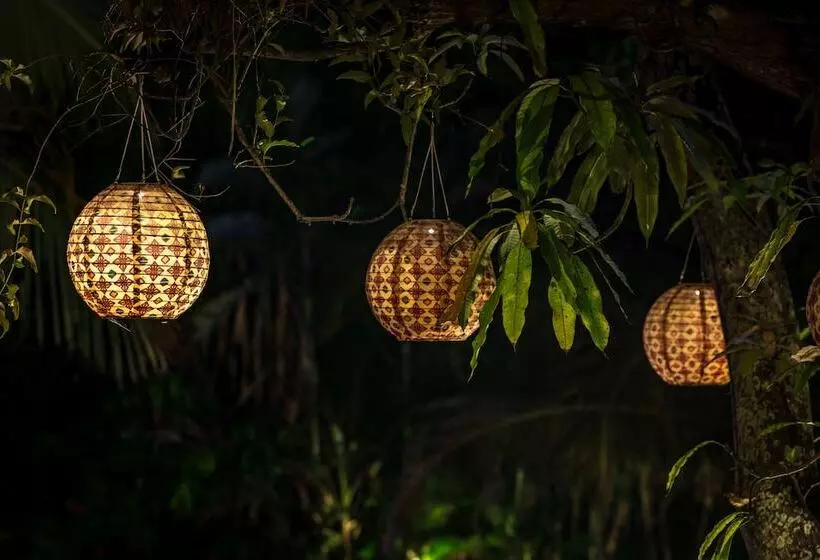 Отель Sambor Village