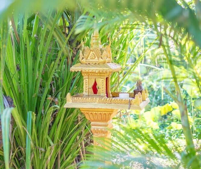 酒店 Sambor Village