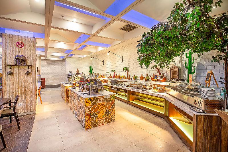 בית מלון כפרי The 1o1 Bandung Dago