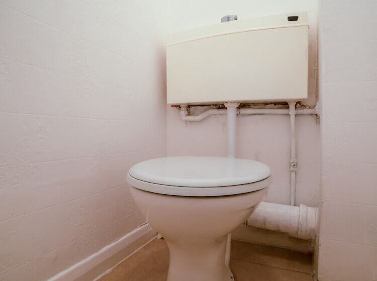 ホテル The Strand