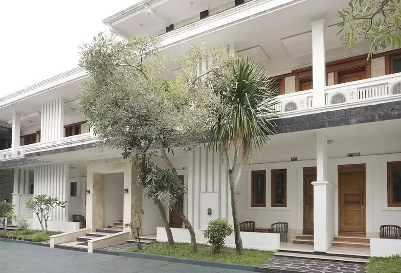 فندق Urbanview Omah Pari Boutique