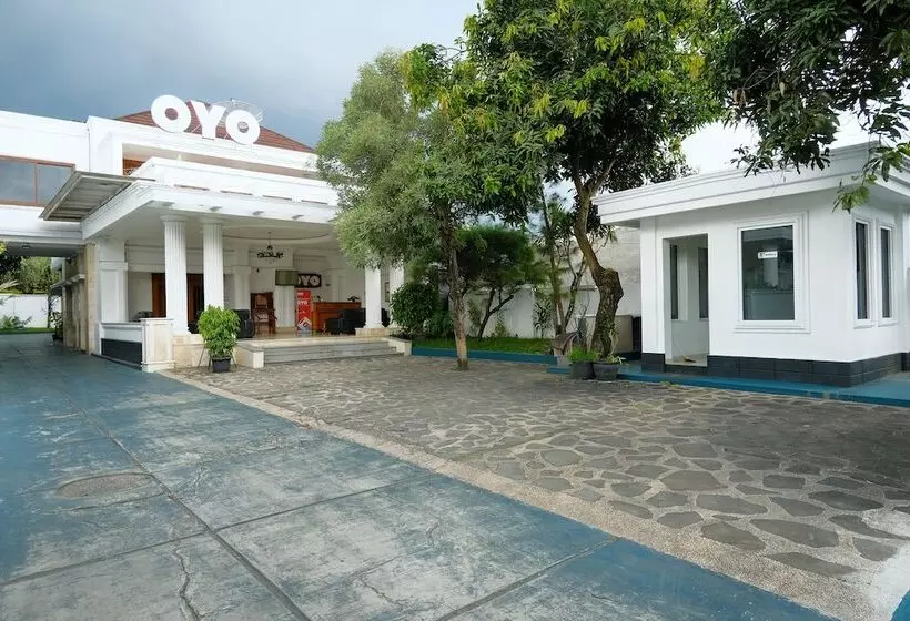 فندق Urbanview Omah Pari Boutique