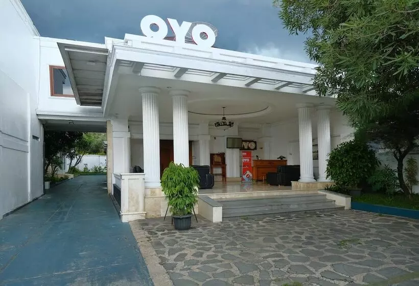 فندق Urbanview Omah Pari Boutique