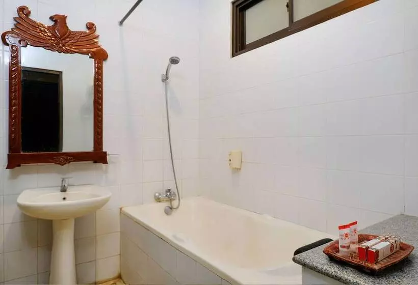 فندق Urbanview Omah Pari Boutique