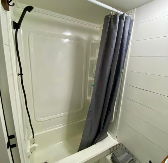 Отель Bright Side Inn