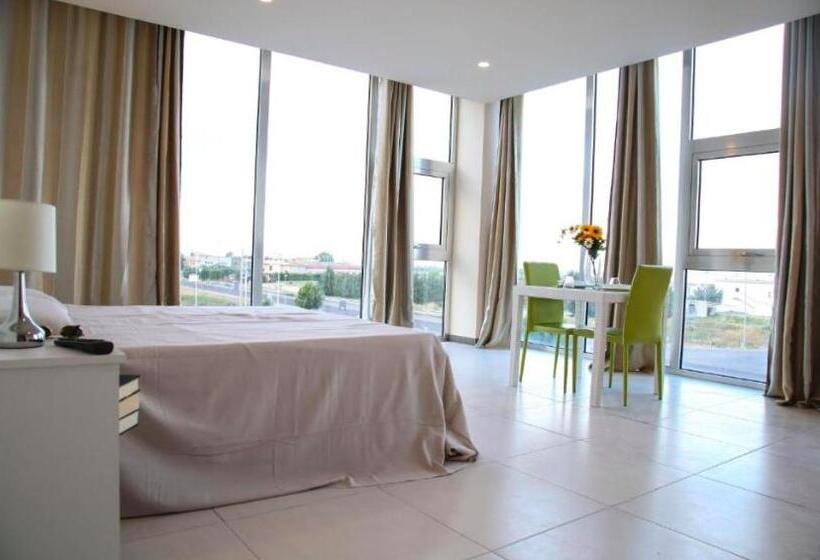 پانسیون East Design Rooms