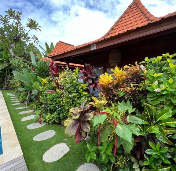 Пансион Rich Village