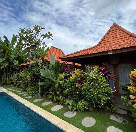 Пансион Rich Village