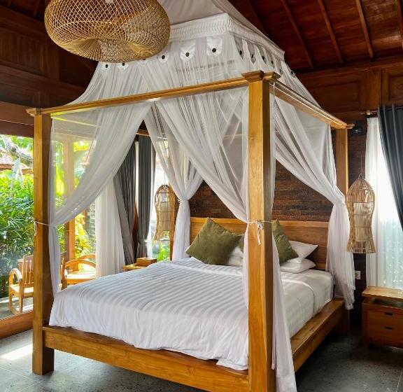 Пансион Rich Village