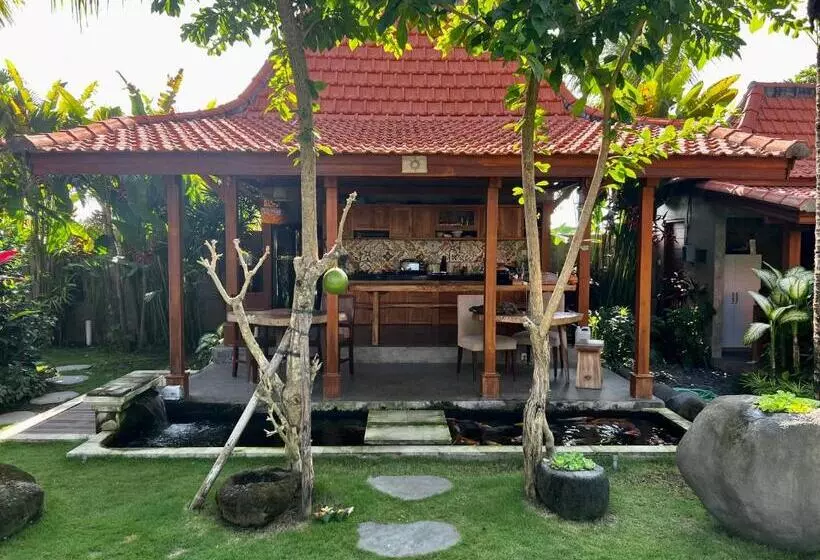 Majatalo Rich Village