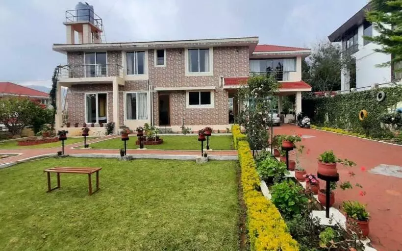 Majatalo Velus Bungalow Ooty By Lexstays