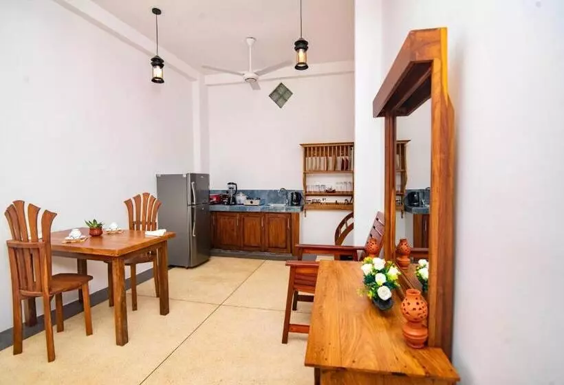 ペンション Villa Ray White Unawatuna