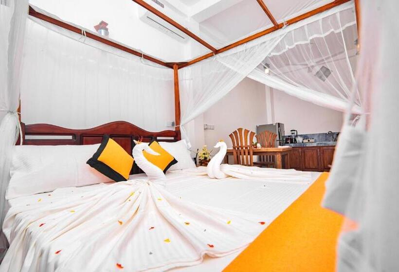 膳宿费 Villa Ray White Unawatuna