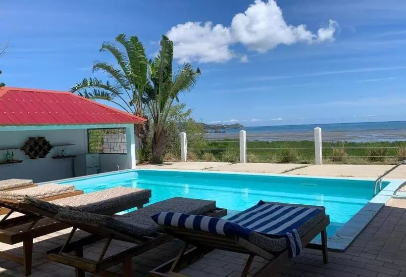 تختخواب و صبحانه Nosy Bay View