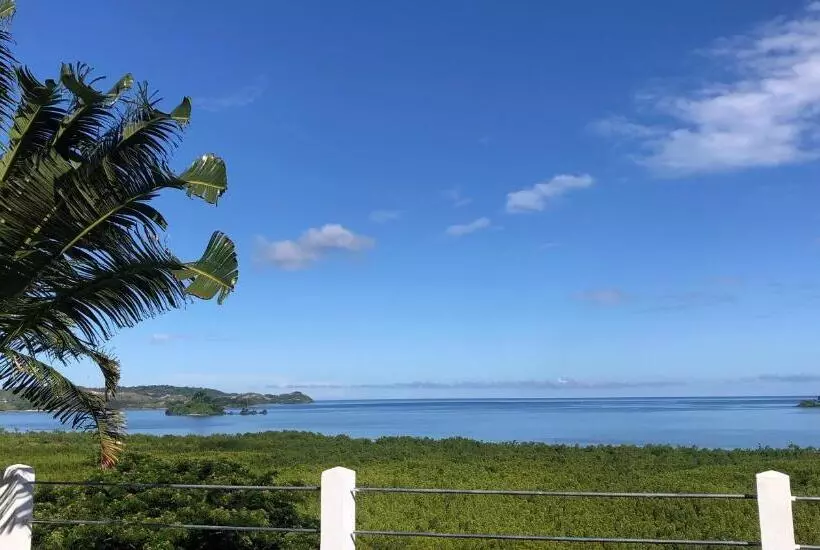 تختخواب و صبحانه Nosy Bay View