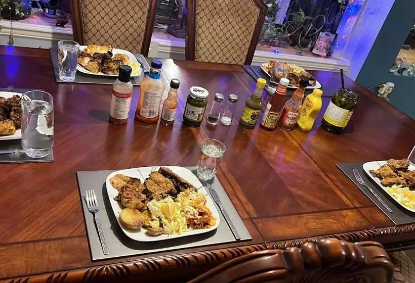 تختخواب و صبحانه Comfy Sleep With Breakfast