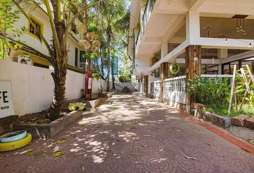 ホテル Fabexpress Shraddha Botique Villa, Porvorim