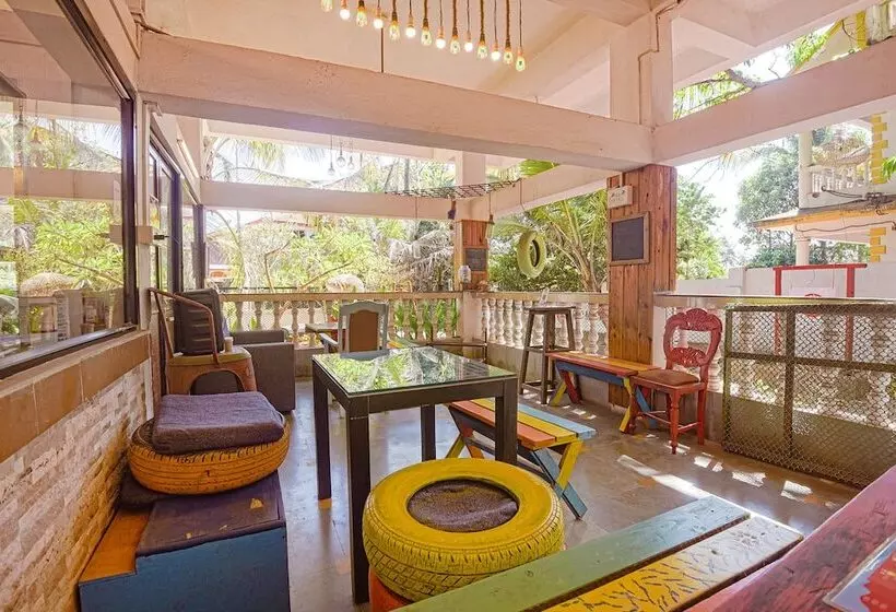 ホテル Fabexpress Shraddha Botique Villa, Porvorim
