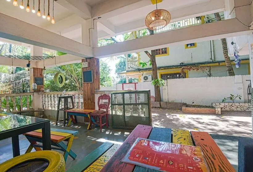 ホテル Fabexpress Shraddha Botique Villa, Porvorim