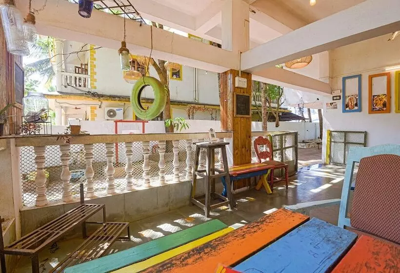 ホテル Fabexpress Shraddha Botique Villa, Porvorim