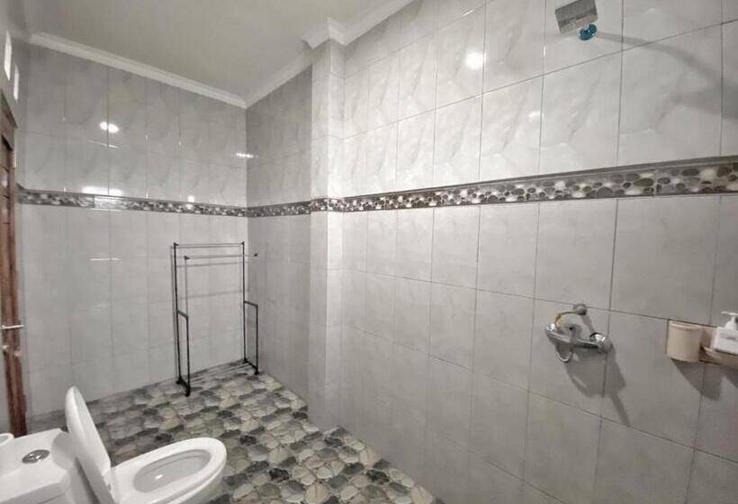 פנסיון Sna Guest House