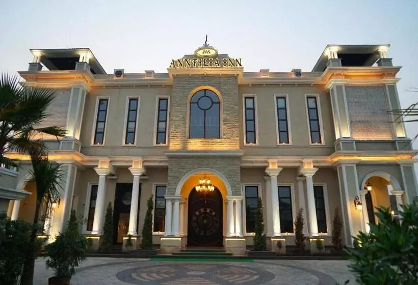 Hotelli Anntilia Inn