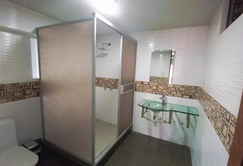 هتل Monte Roraima