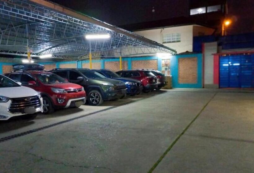 هتل Monte Roraima