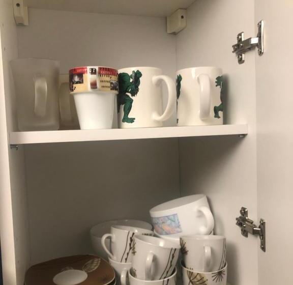 تختخواب و صبحانه Evry Time