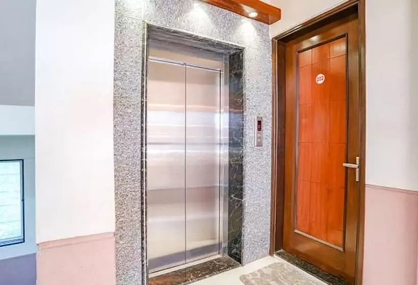 Fabhotel Rudra Residency Nr Medicover Hospital