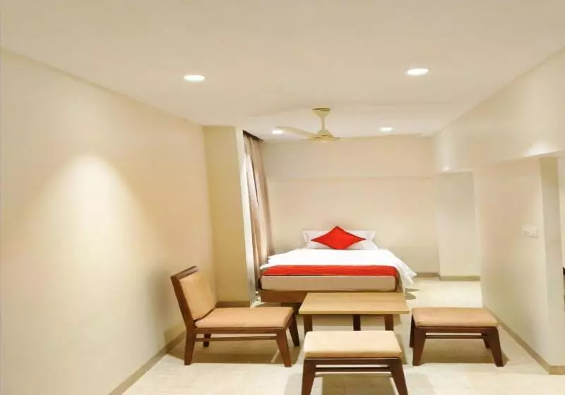 The Paradise Hotel   Luxury Stay
