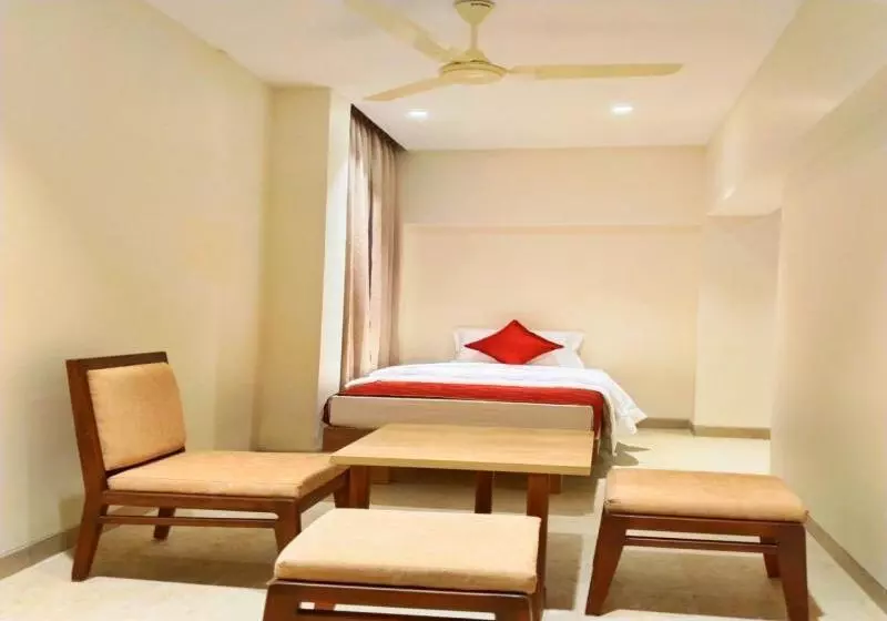 The Paradise Hotel   Luxury Stay