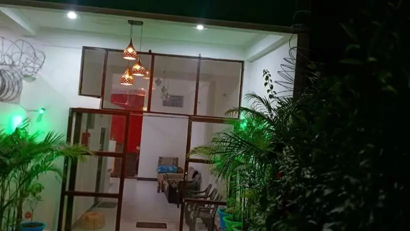 Majatalo Shree Gorakhnath Guest House