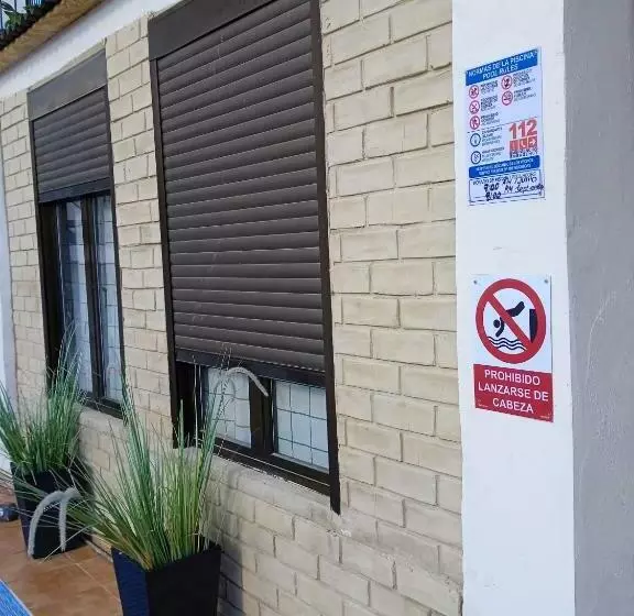 ユースホステル Hostal Orange Vibes