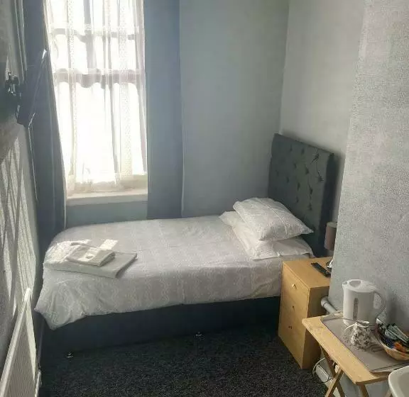 Retkeilymaja Shakers Inn