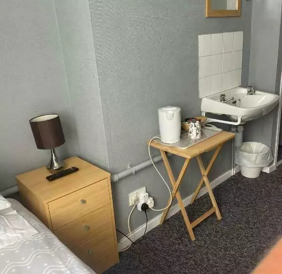 Retkeilymaja Shakers Inn