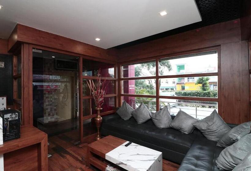 Collection O Tikonia Formerly Hotel Jatin