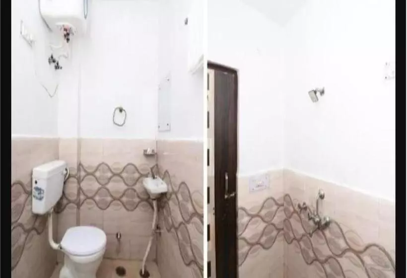 ホテル Ganga Guest House By Wb Inn