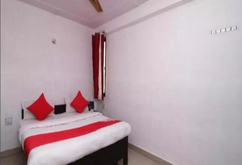 ホテル Ganga Guest House By Wb Inn