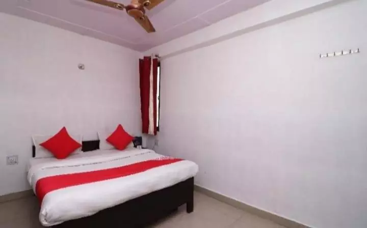 ホテル Ganga Guest House By Wb Inn